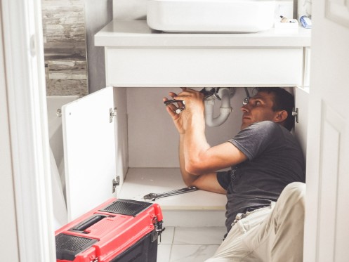 Plumbing services in Phoenix, AZ